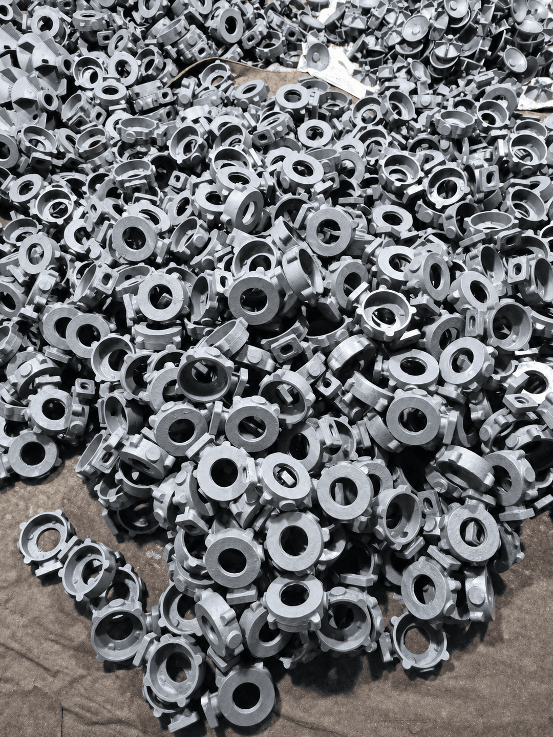 CI iron castings in production